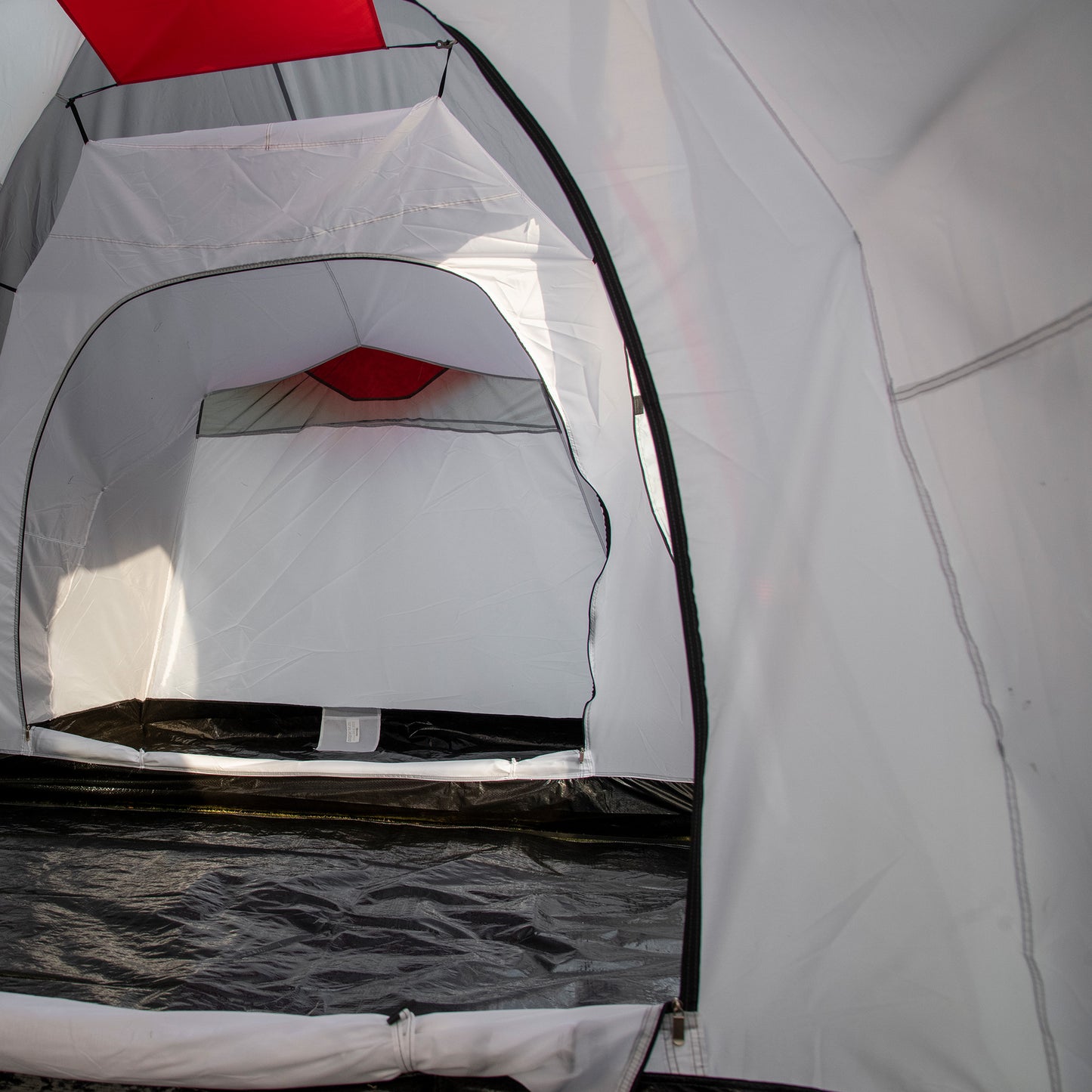 Outsunny Four-Man Tunnel Tent, with Two Bedrooms and Living Room